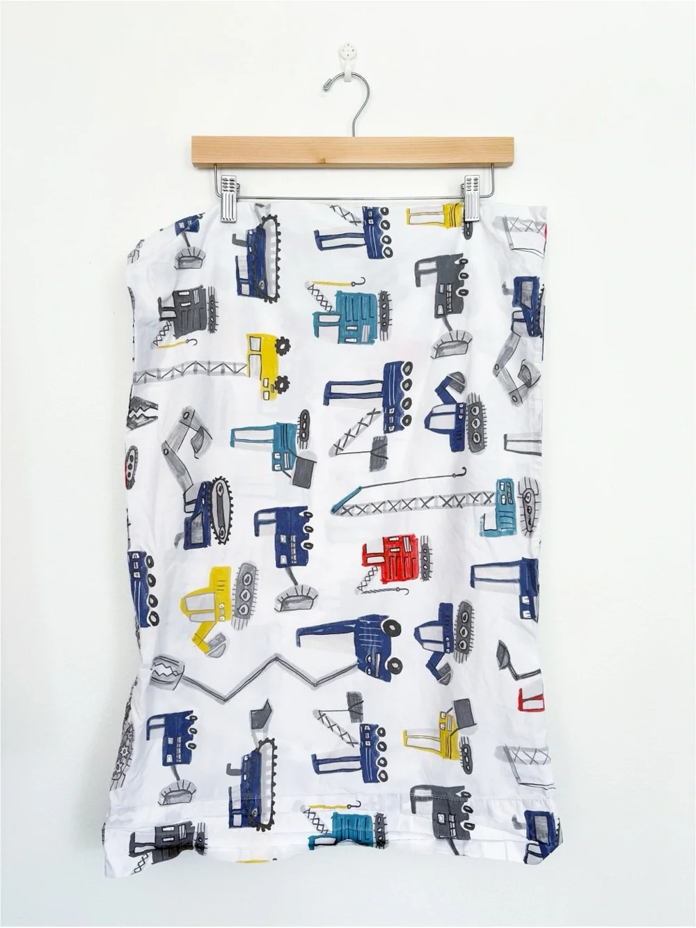 Pottery Barn Kids || Jax Construction Equipment Pillowcases Pair Set of 2 White